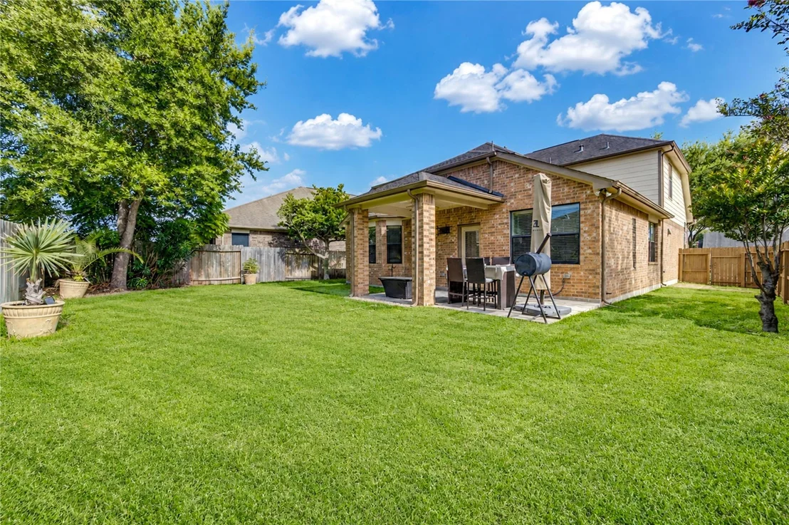 Photo of 2844 Torano