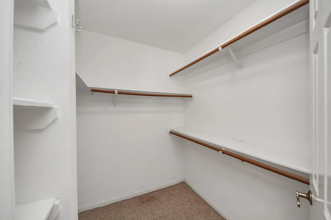 Photo of 3543 Pickwick Park Drive