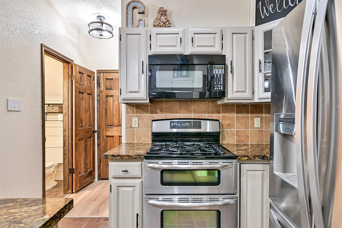 Photo of 14219 Oak Chase Drive