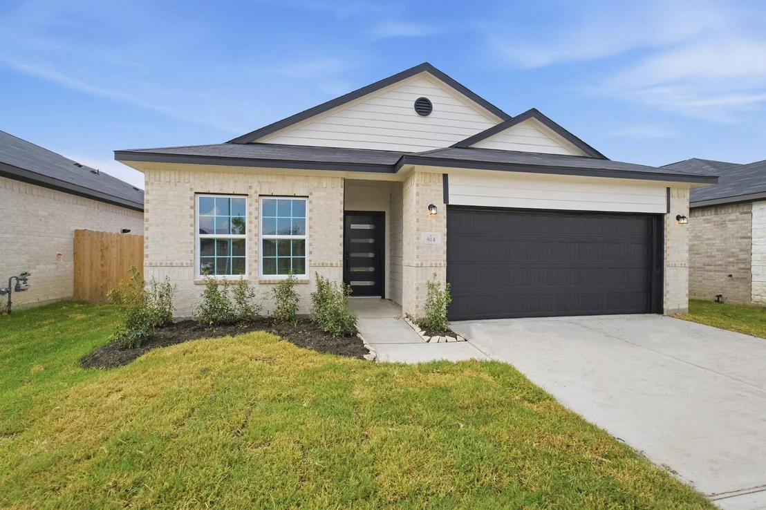 Photo of 814 Alaska Cedar Drive