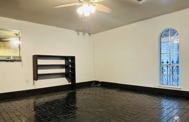 Photo of 9719 Lawngate Drive