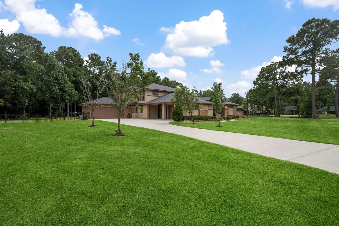 Photo of 9453 Deer Path Lane