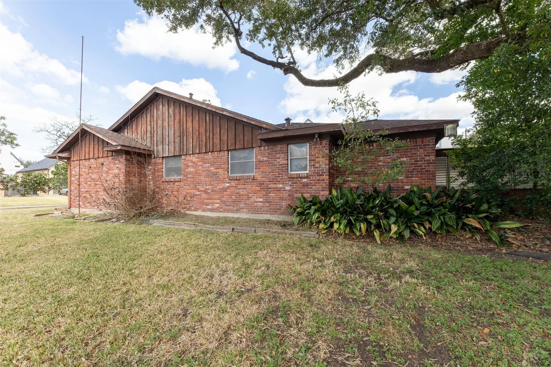 Photo of 3647 Aberdeen Way