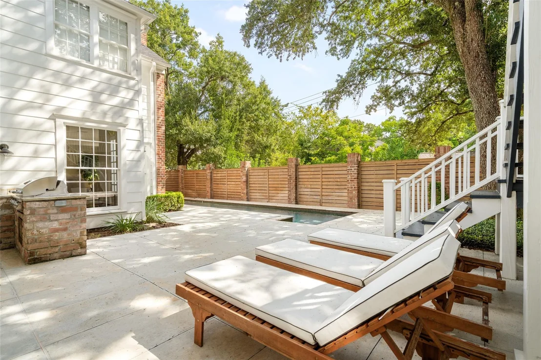 Photo of 3105 Locke Lane