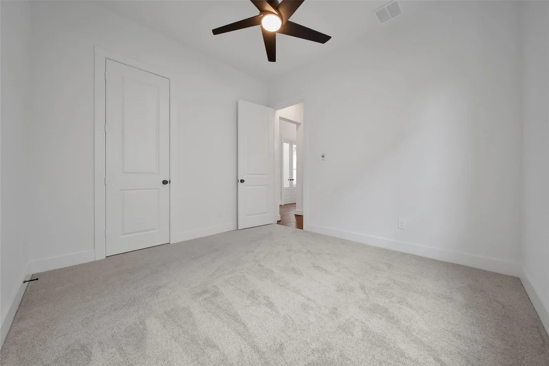 Photo of 4691 Bridgewood Drive
