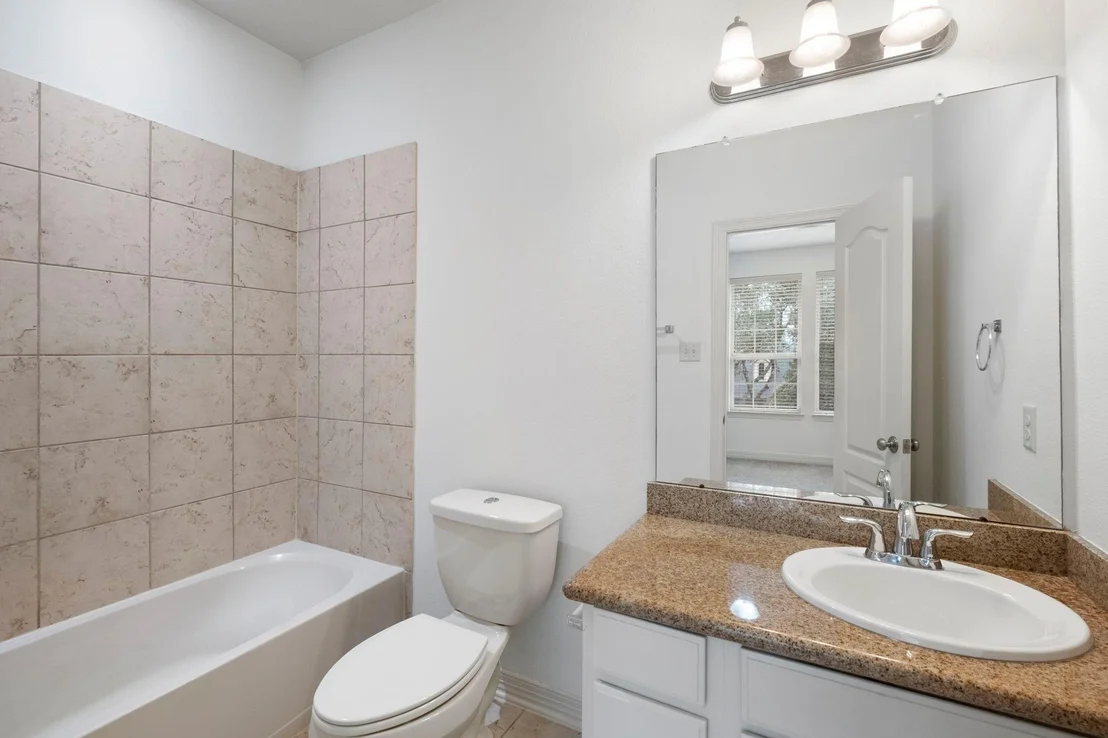 Photo of 28003 Iberville Glen Drive