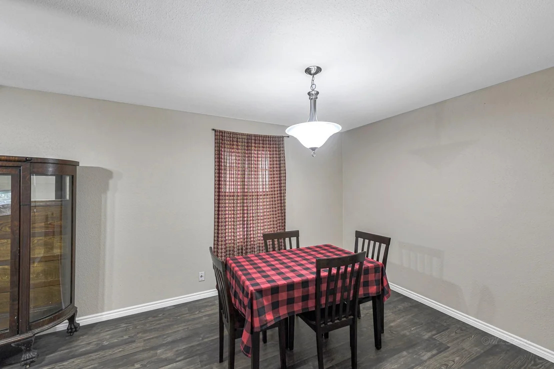 Photo of 1181 Schmidt Road