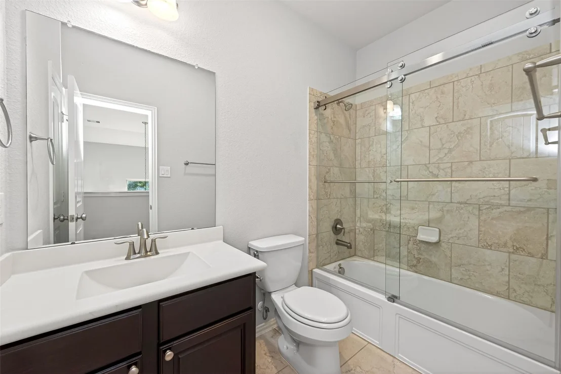 Photo of 14 S Sawbridge Circle