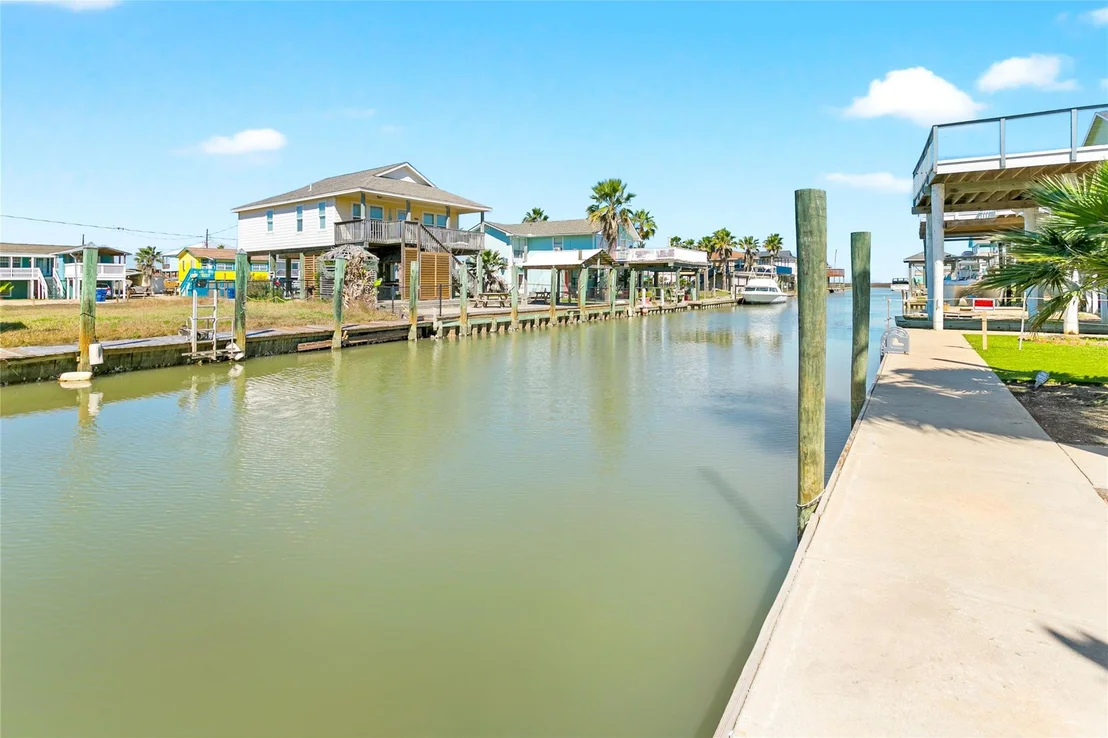Photo of 319 Pompano Lane