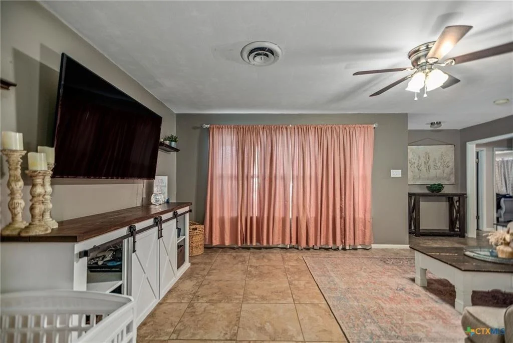 Photo of 535 Travis Street