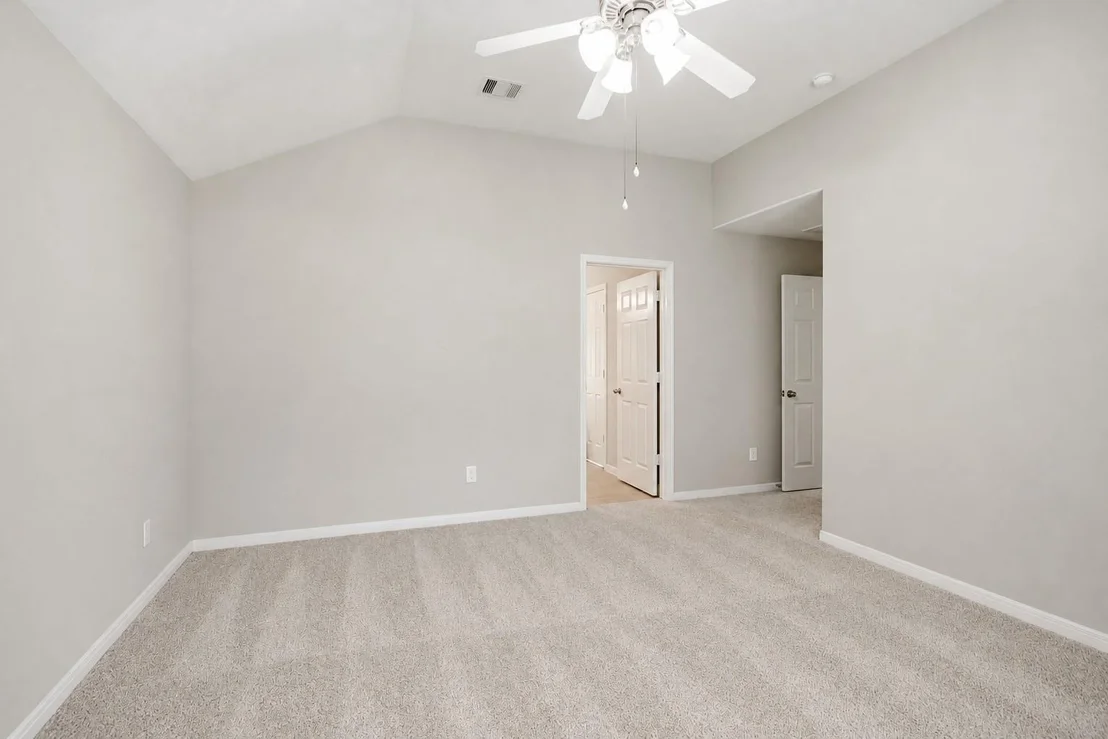 Photo of 12222 Hawthorne Drive