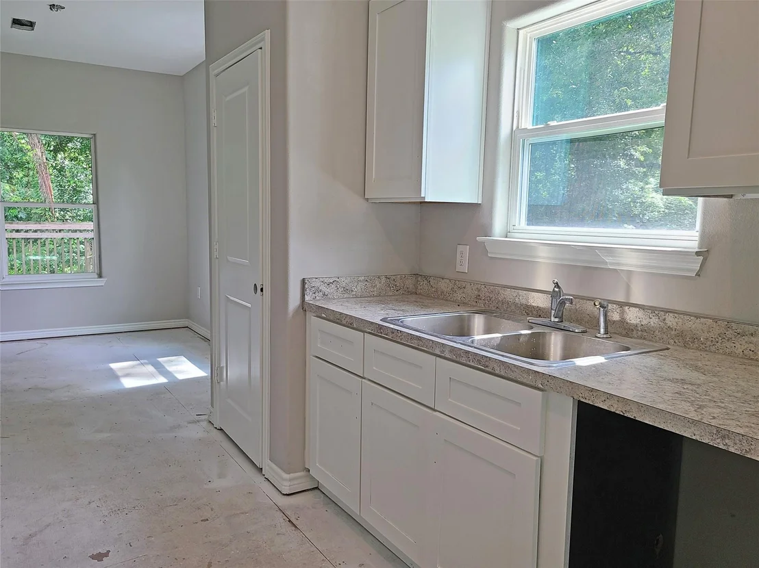 Photo of 27436 Lantern Lane