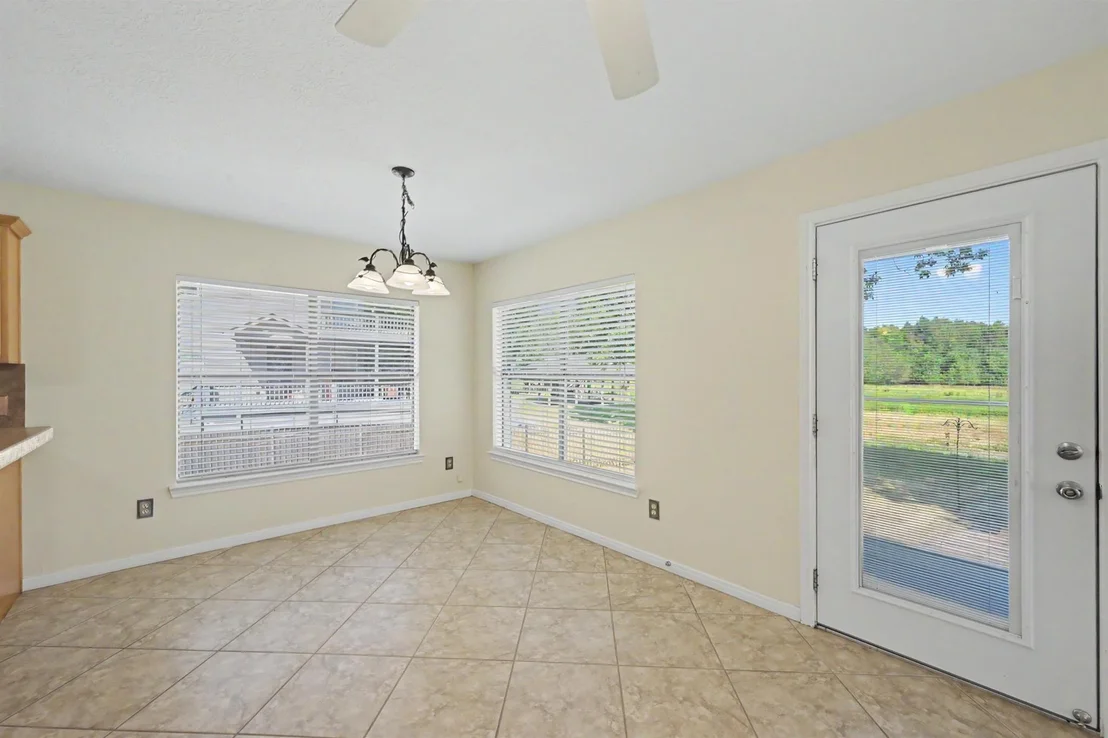 Photo of 15 Lakeside