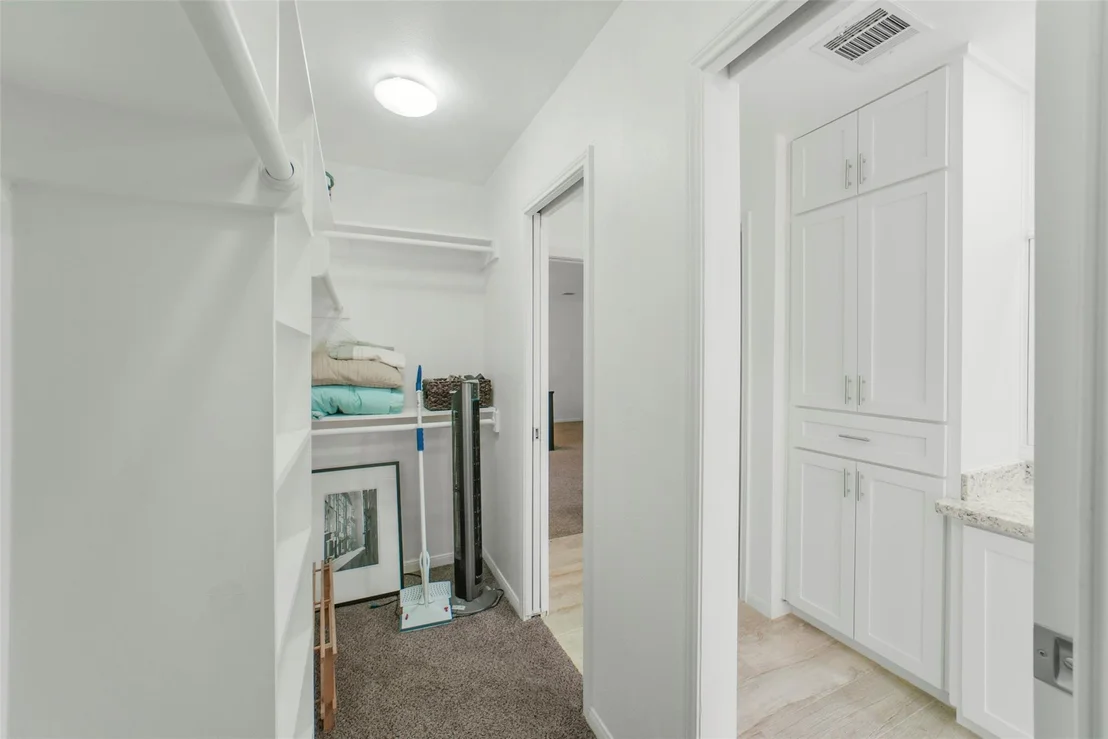 Photo of 1823 Cherry Bend Drive