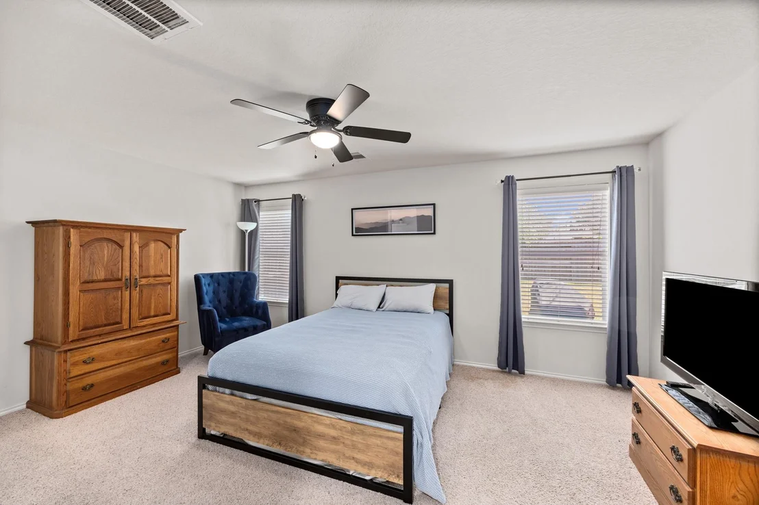 Photo of 7206 Toad Hollow