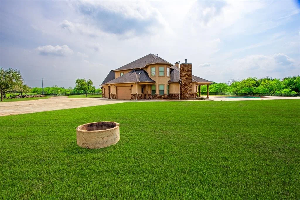 Photo of 5202 Cowan Road