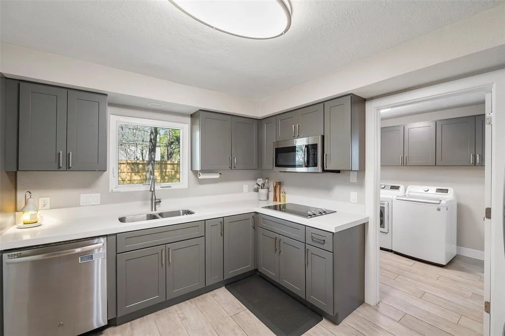 Photo of 6910 King Arthur Court