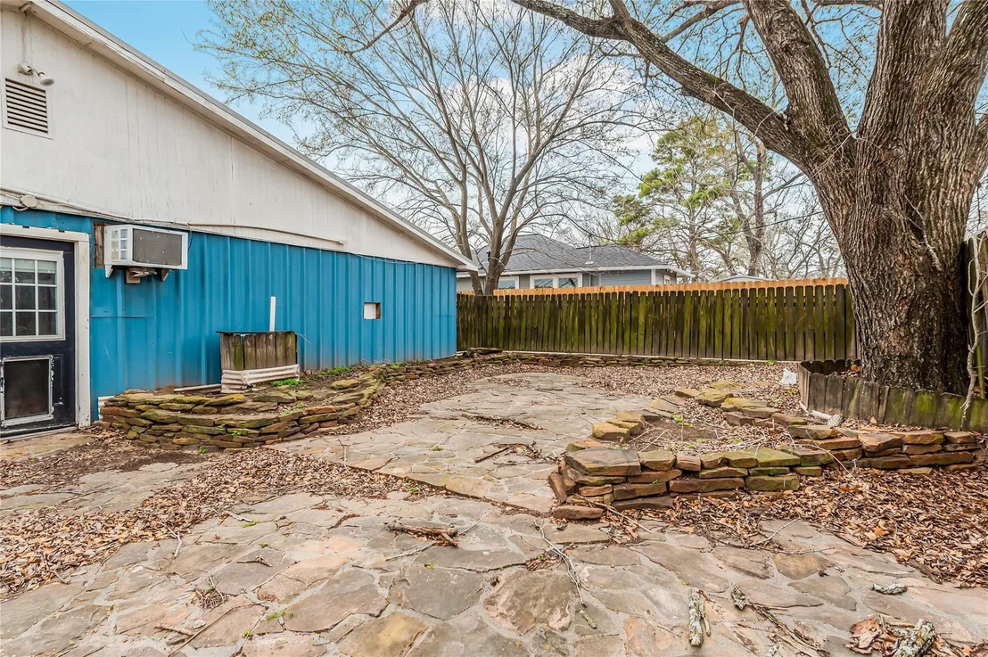 Photo of 124 12th Street