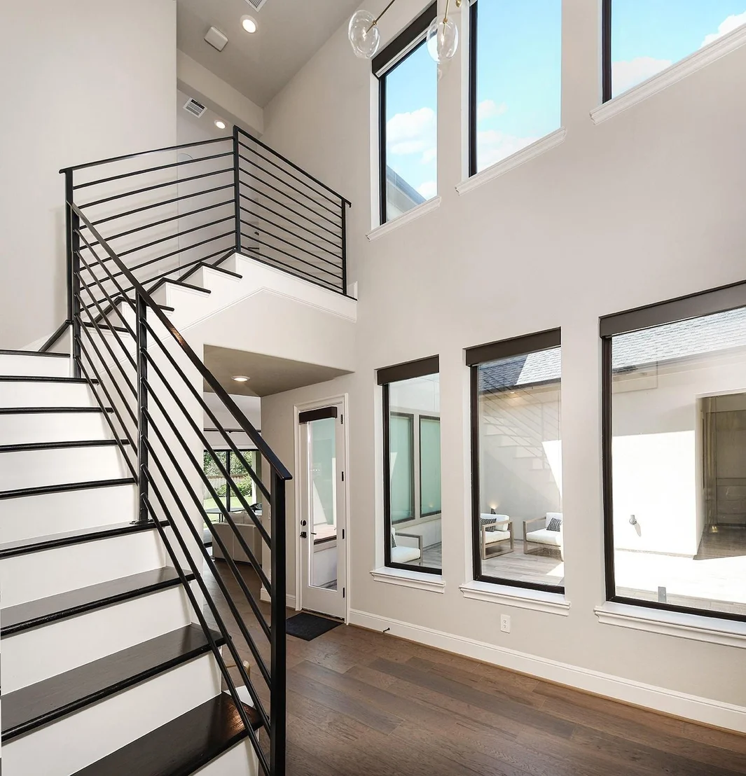 Photo of 28268 Woodley Drive