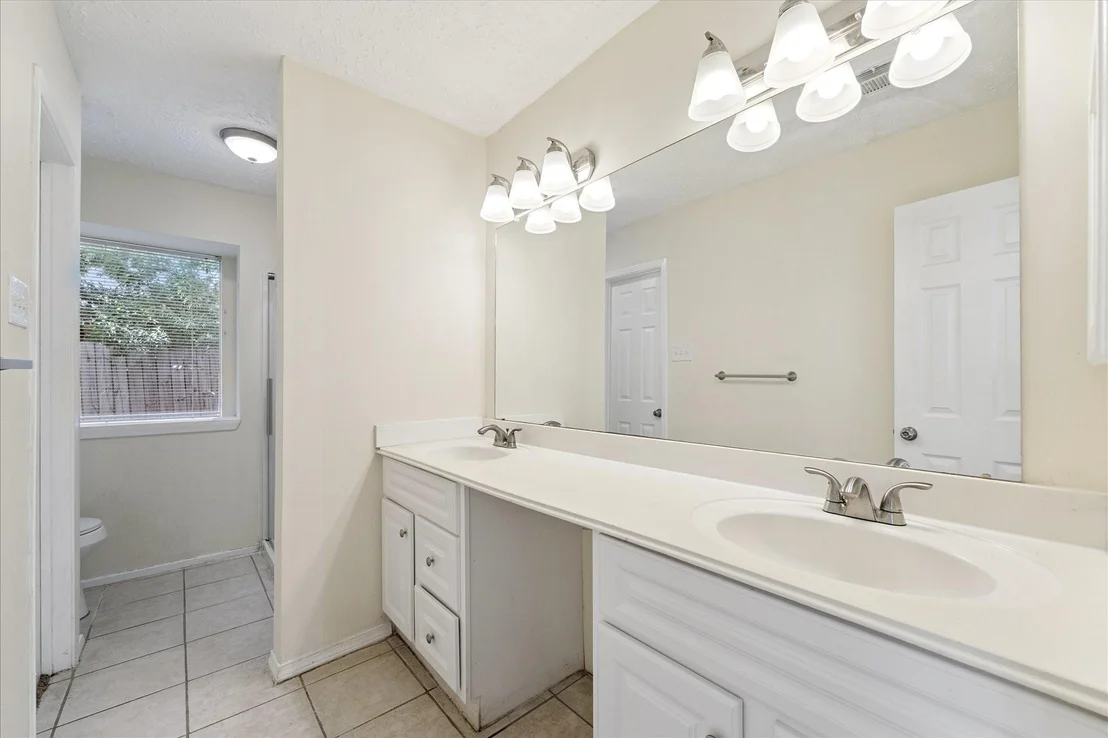 Photo of 9214 Lynchester Drive