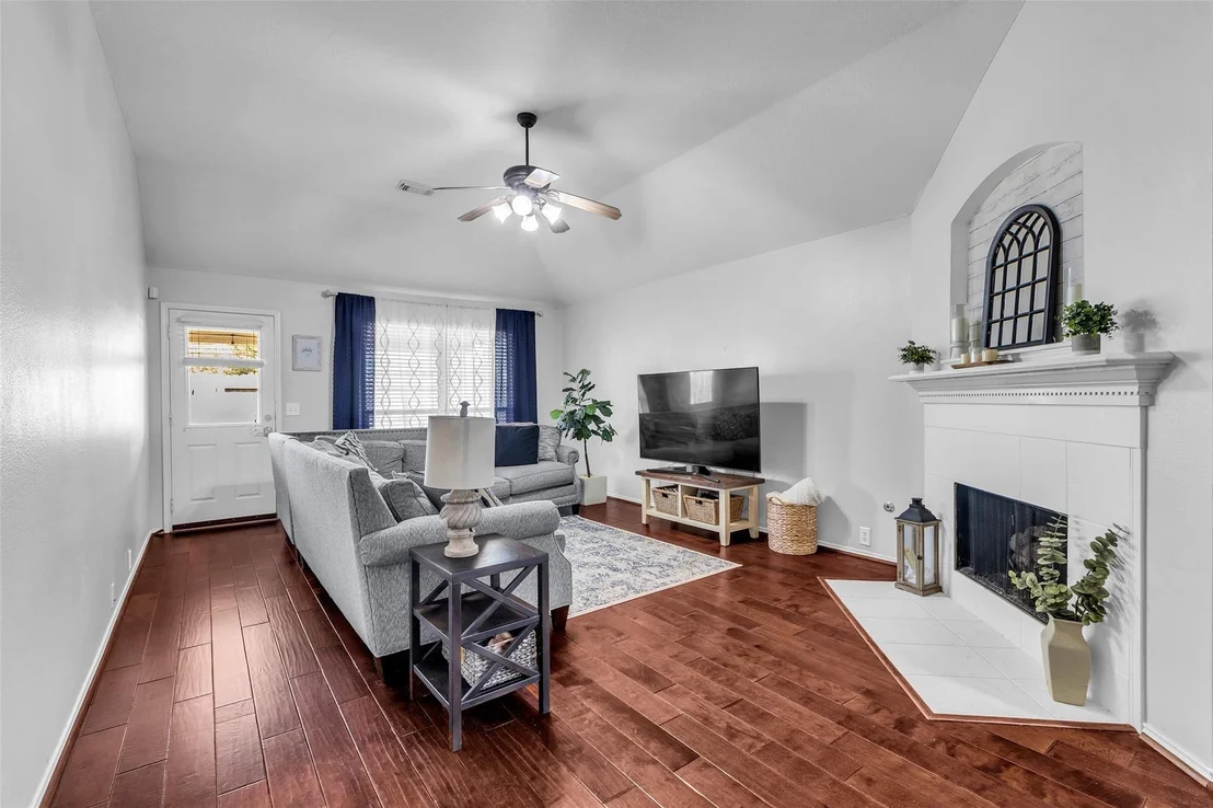 Photo of 30303 Castle Forest Drive