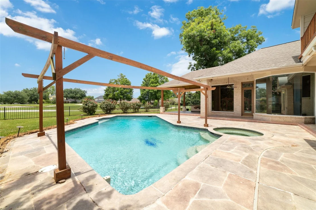 Photo of 32610 Whitburn Trail