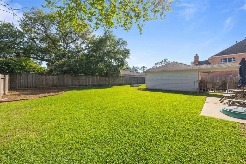 Photo of 4010 Walnut Pond Drive