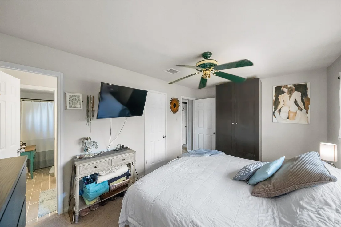 Photo of 2718 Longleaf Pines Drive