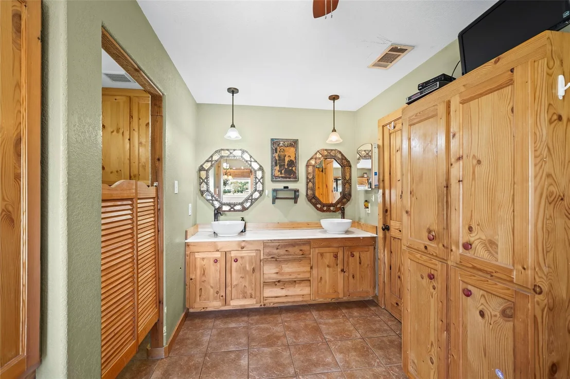 Photo of 6710 Boothline Road