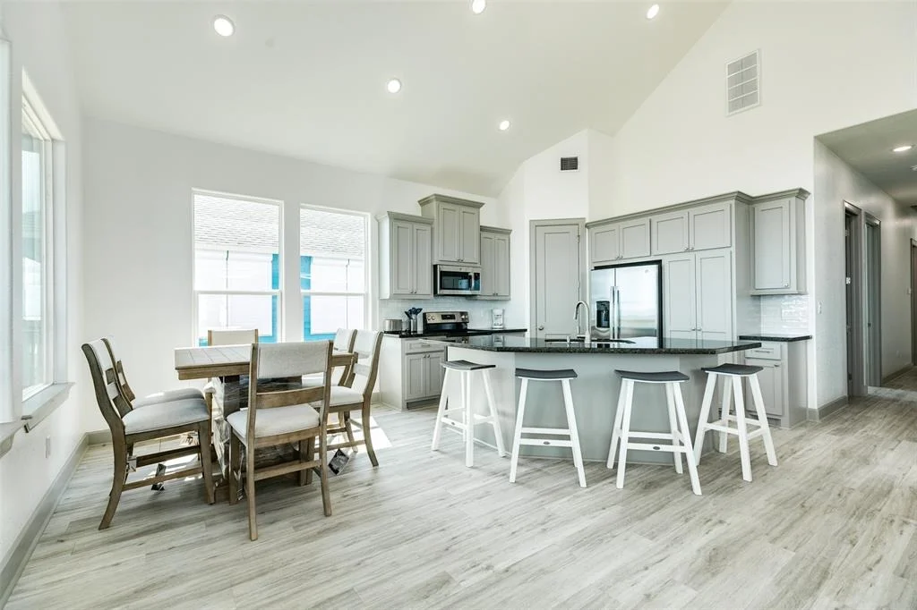 Photo of 4831 Bluewater Drive