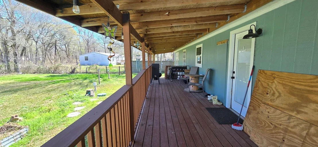 Photo of 122 County Road 4111 Road
