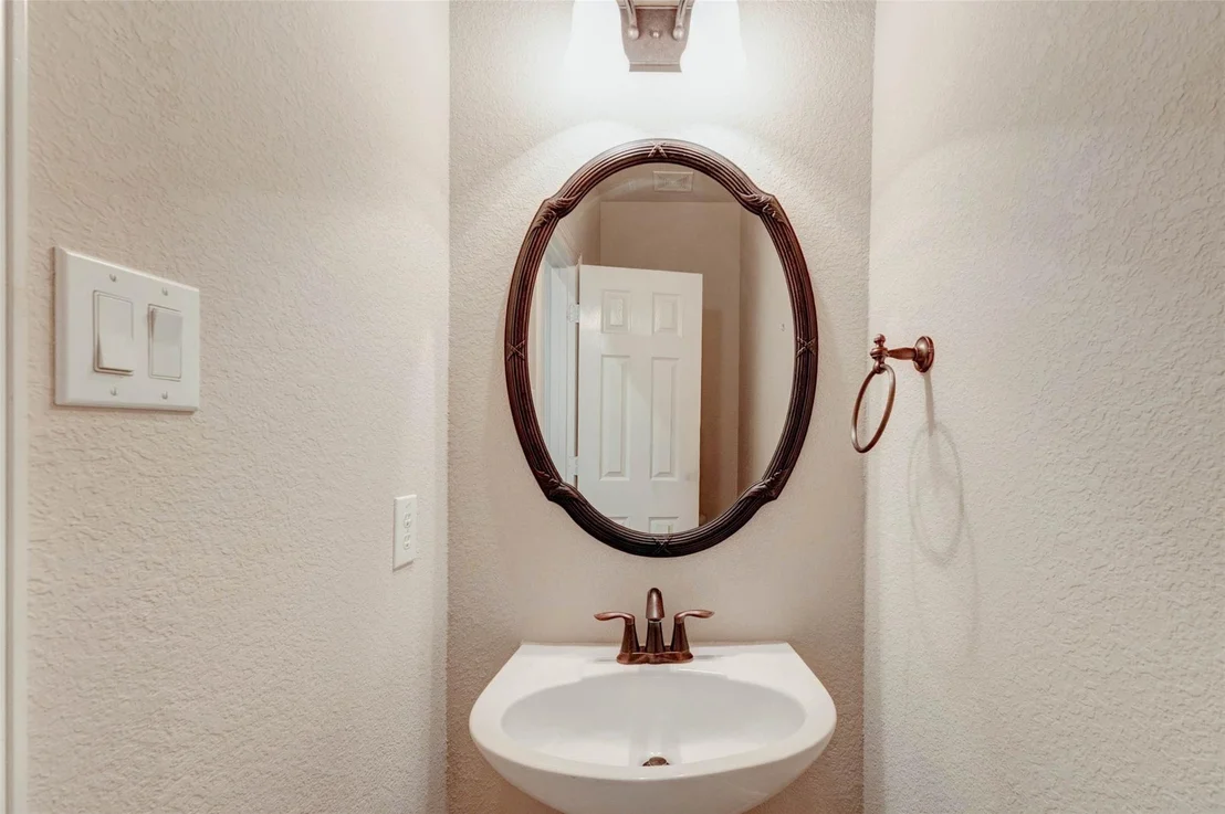 Photo of 9410 Lily Glen Lane