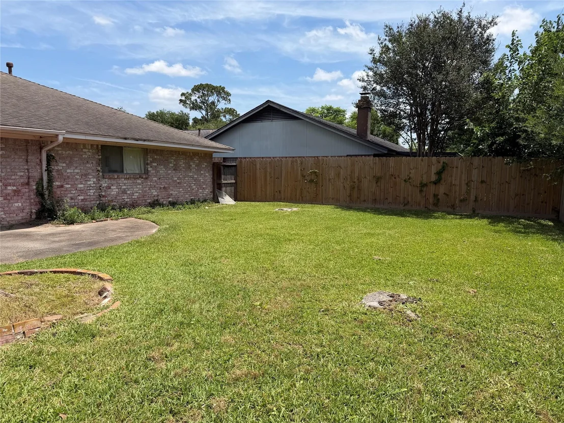 Photo of 5607 Viking Drive
