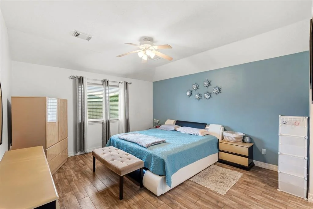 Photo of 1126 Heathfield Drive