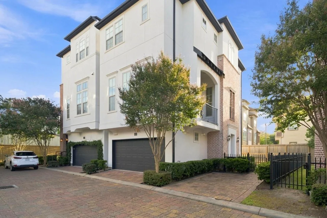 Photo of 2705 Arabelle Grove