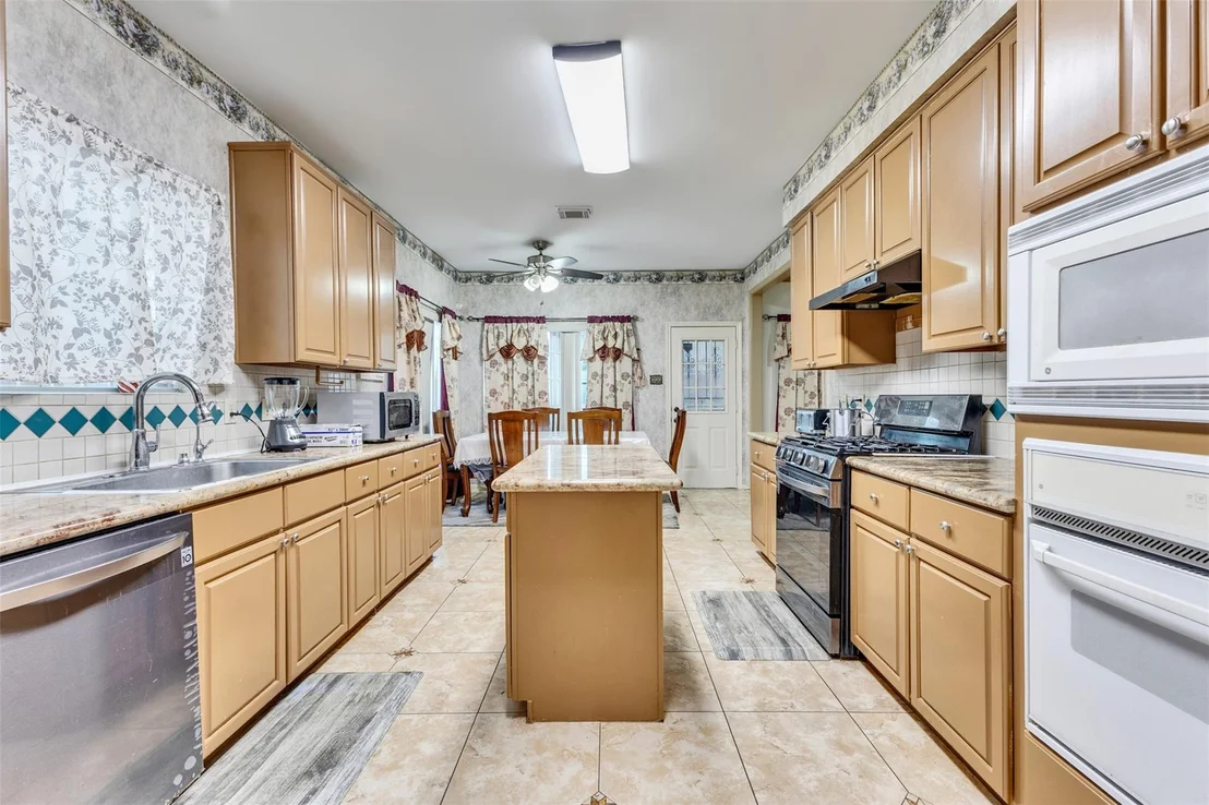 Photo of 8914 Beawood Drive