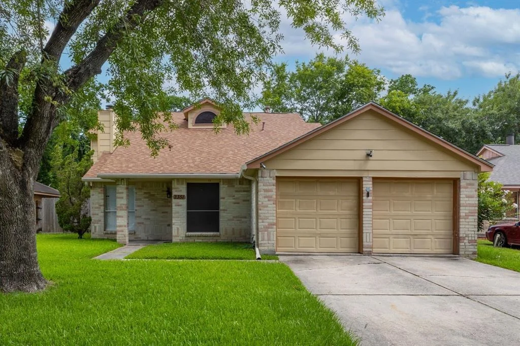 Photo of 2351 Loyanne Drive