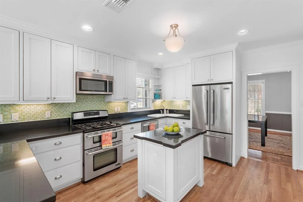 Photo of 2247 Dryden Road