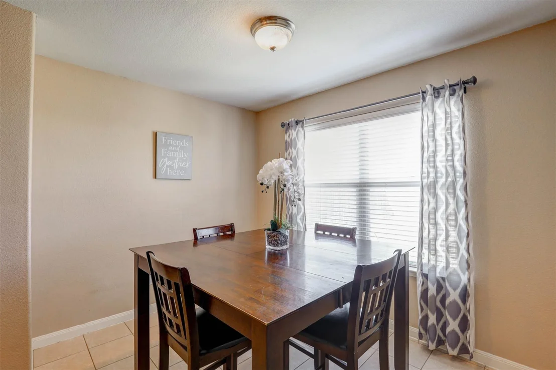 Photo of 736 Lazy Crest Drive