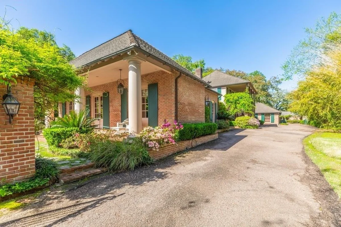 Photo of 725 Thomas Road