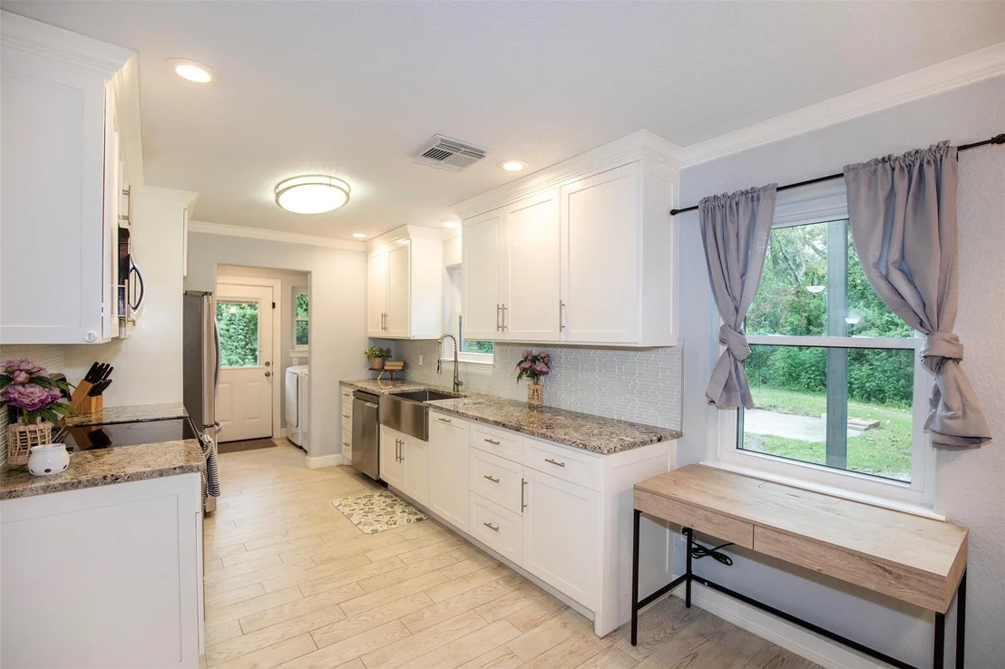 Photo of 9308 Acorn Drive