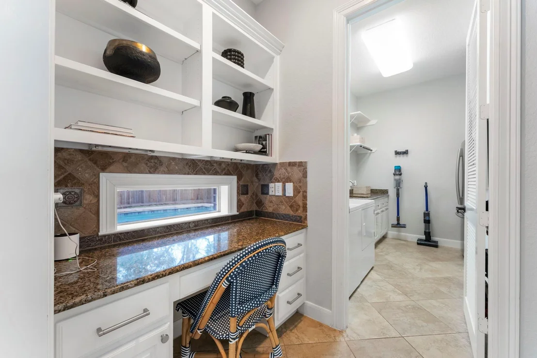 Photo of 6 Lagato Place