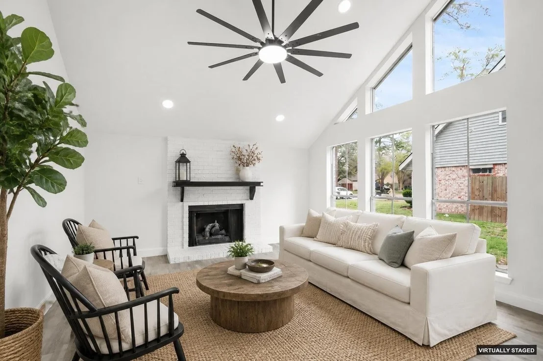 Photo of 19431 Enchanted Oaks Drive