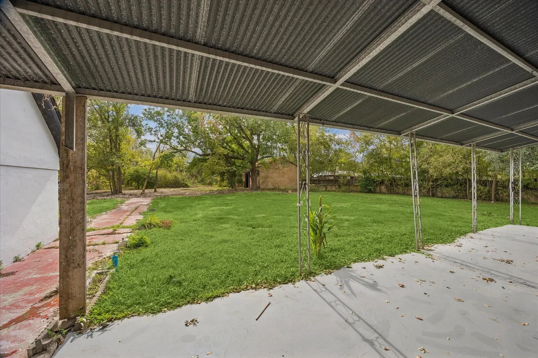 Photo of 7130 Brace Street