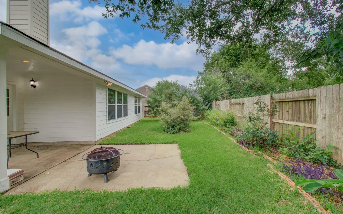 Photo of 18223 Heathridge Lane