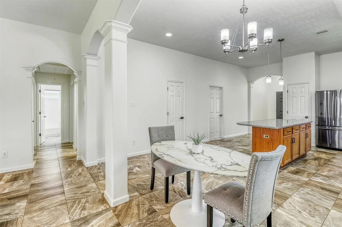 Photo of 6015 Wildbriar Lane