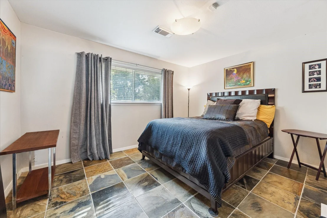 Photo of 10102 Knoboak Drive