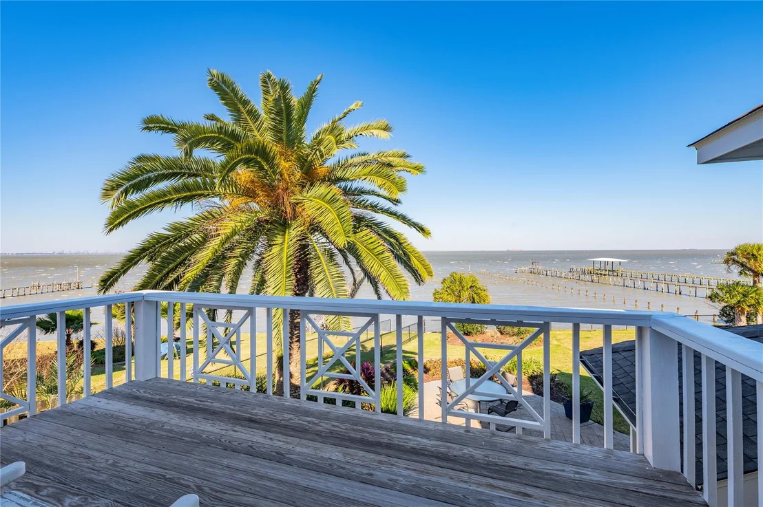 Photo of 5123 W Bayshore Drive