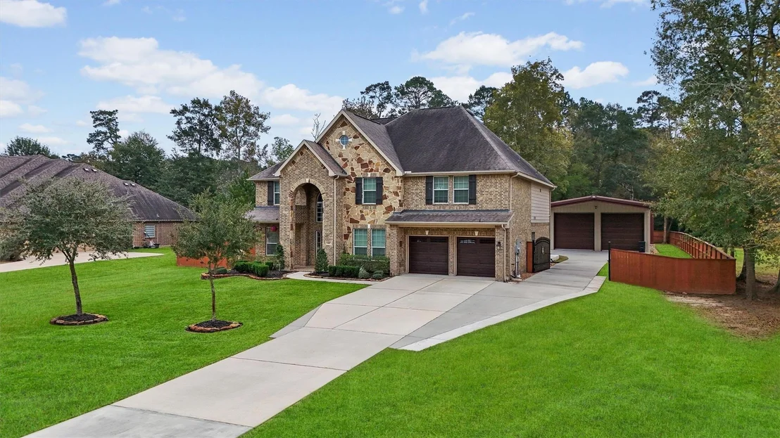 Photo of 610 Carriage View Lane