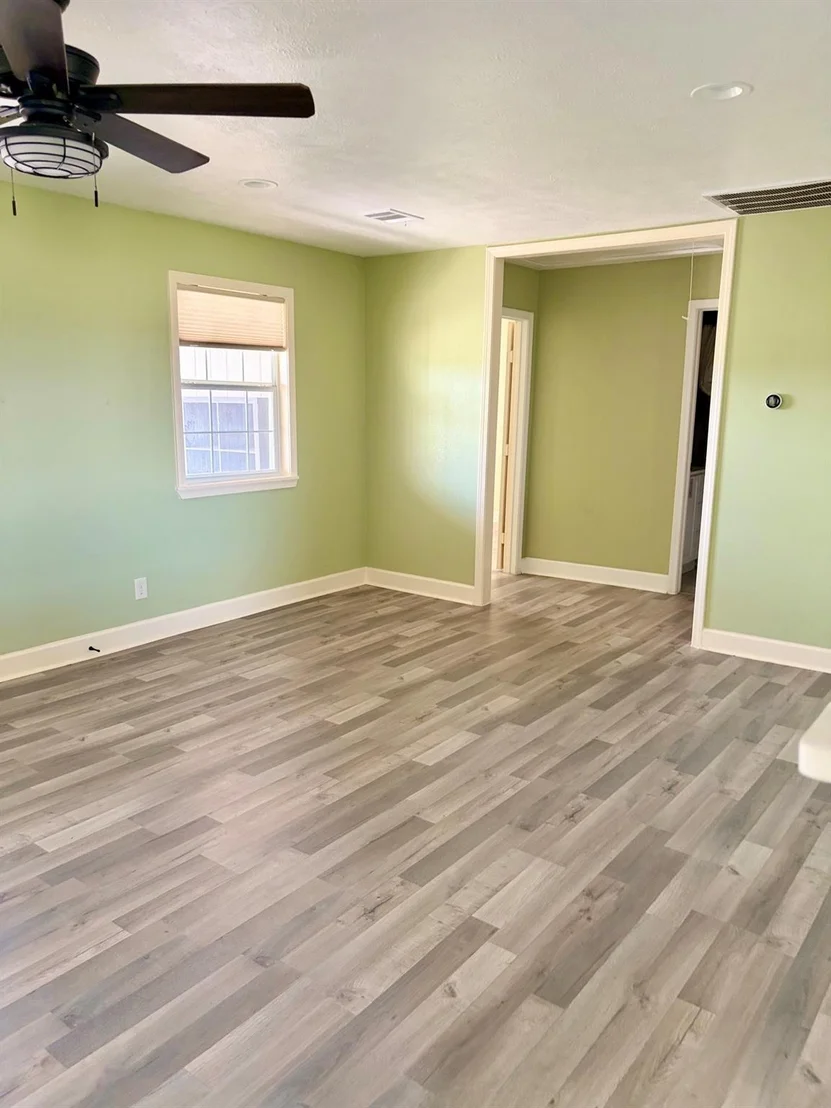 Photo of 2884 Brooks Drive